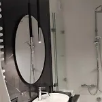 Nowoczesny W Poblizu Centrum