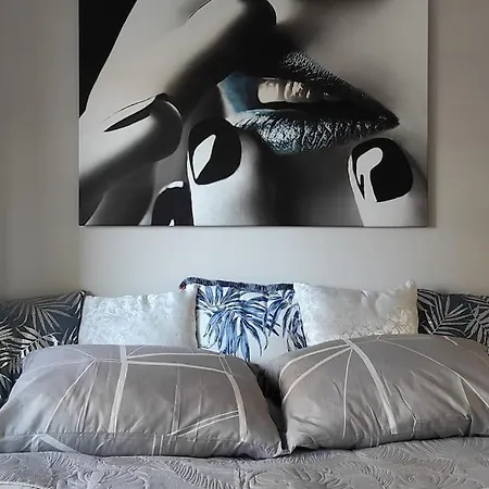 Nowoczesny W Poblizu Centrum