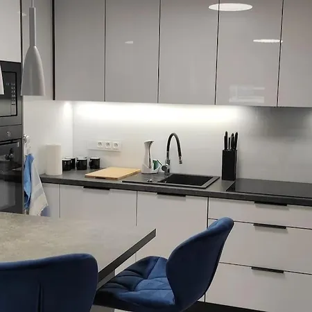 Nowoczesny W Poblizu Centrum