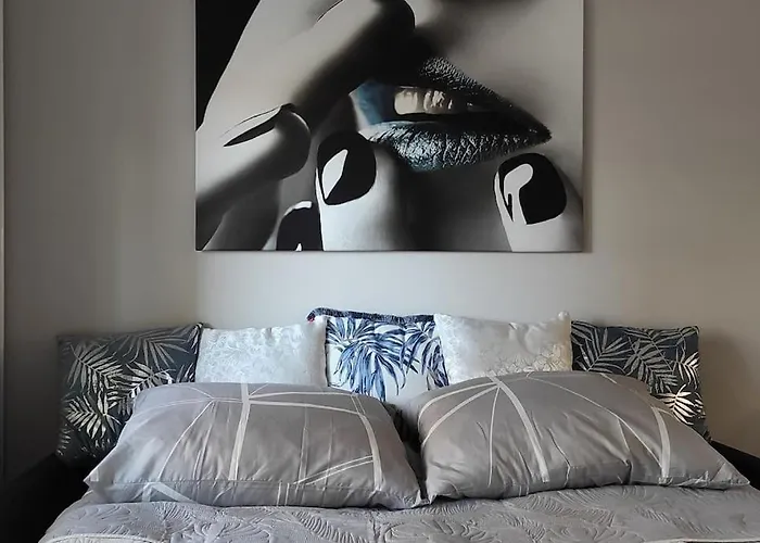 Nowoczesny W Poblizu Centrum