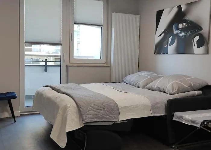 Nowoczesny W Poblizu Centrum Apartamento Cracovia